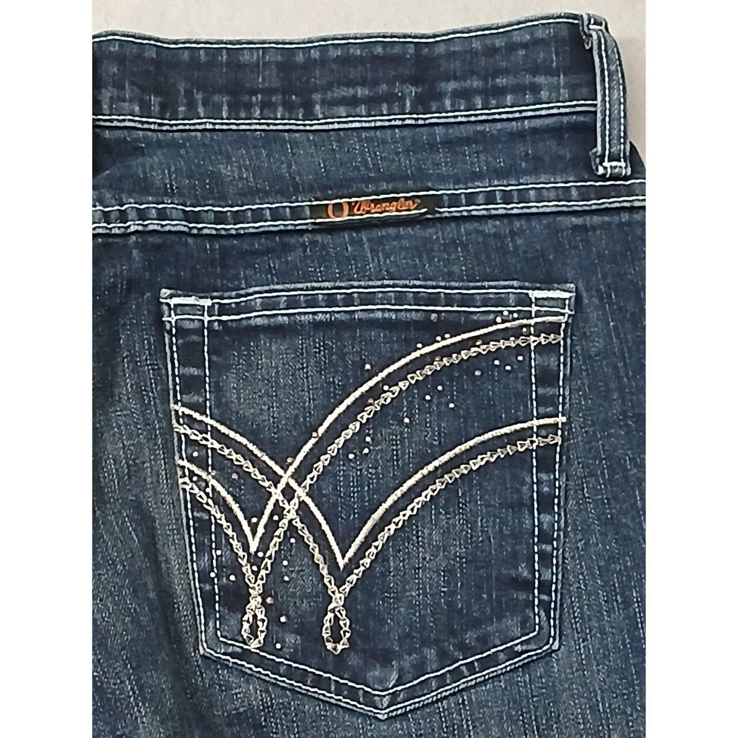 Wrangler Q-Baby (9/10x34) Mid Rise Boot Cut Riding Jeans