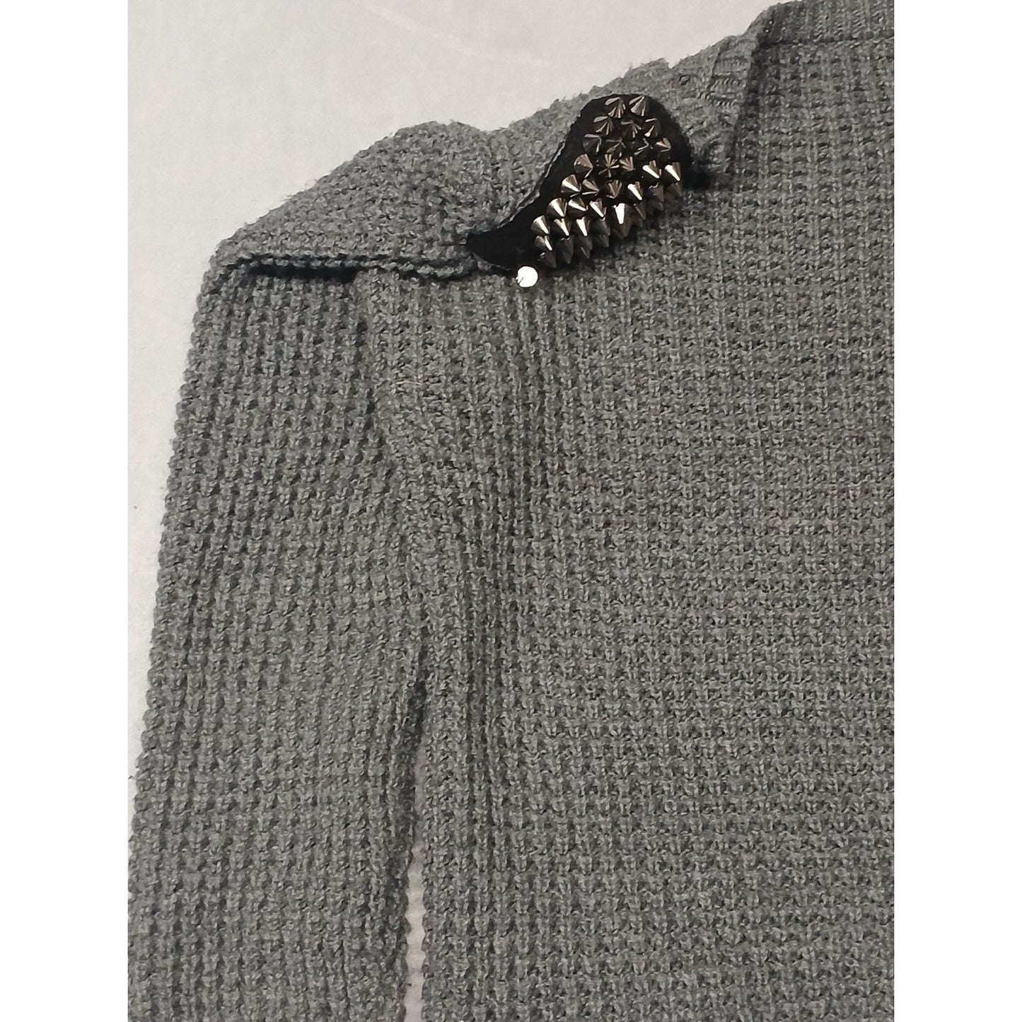 Love By Design (Medium) Gray Chunk Waffle Knit Sweatshirt