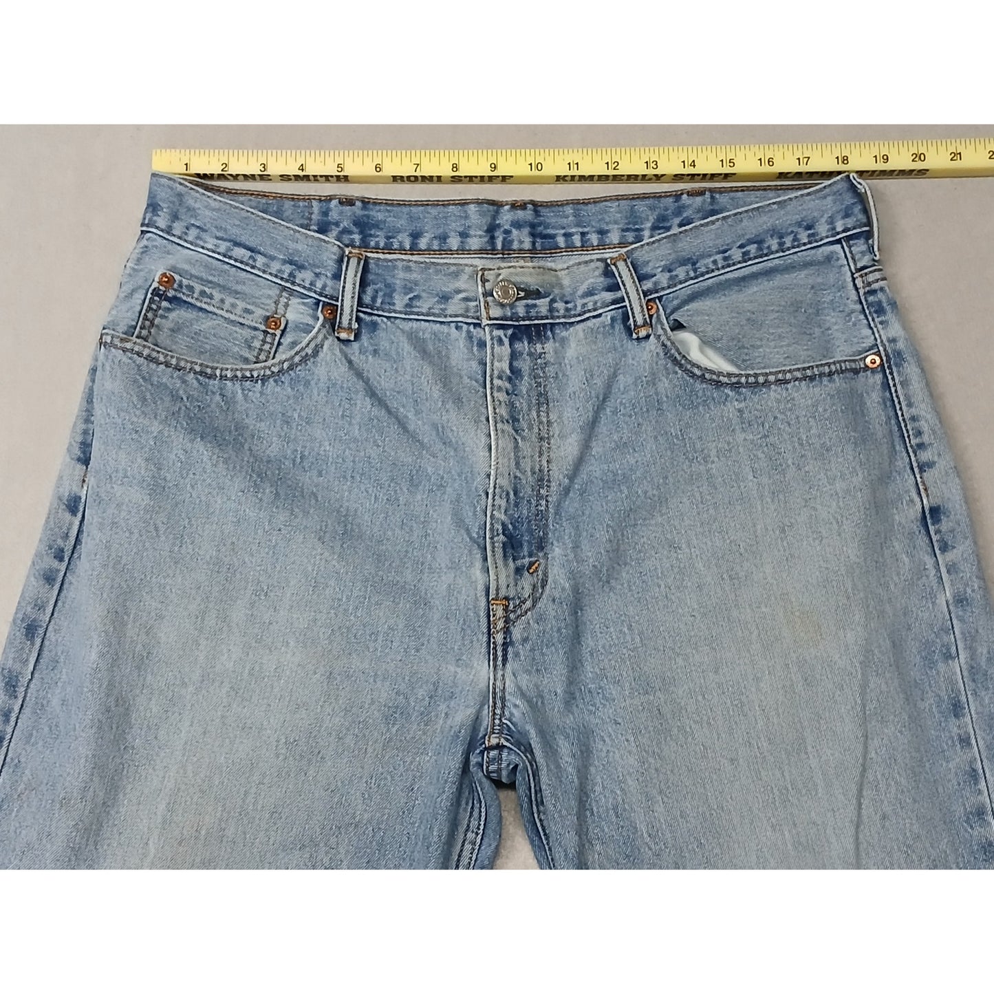 Levis 550 (40x30) Relaxed Fit Straight Leg Light Denim Jeans