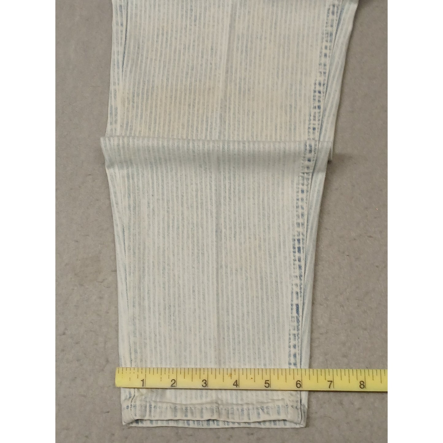 Lee (8M) Vintage High Rise Tapered Leg Light Wash Jeans