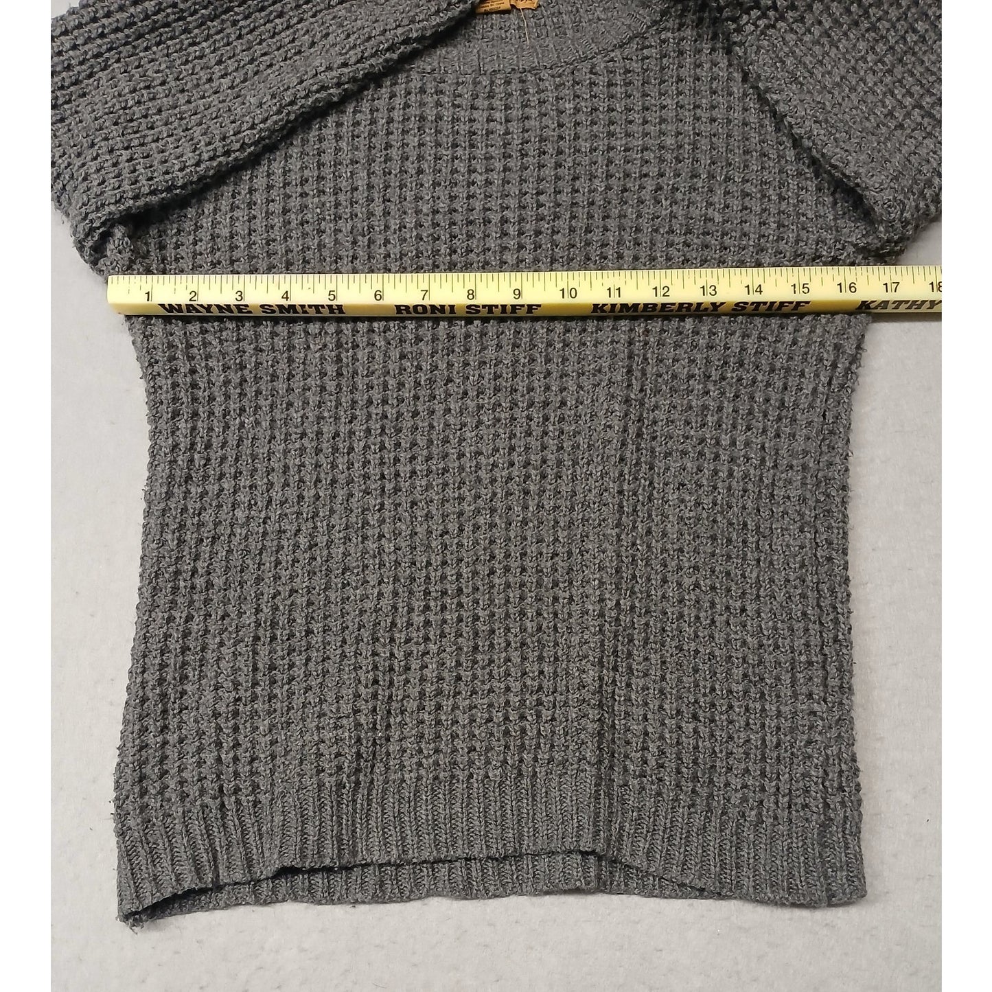 Love By Design (Medium) Gray Chunk Waffle Knit Sweatshirt