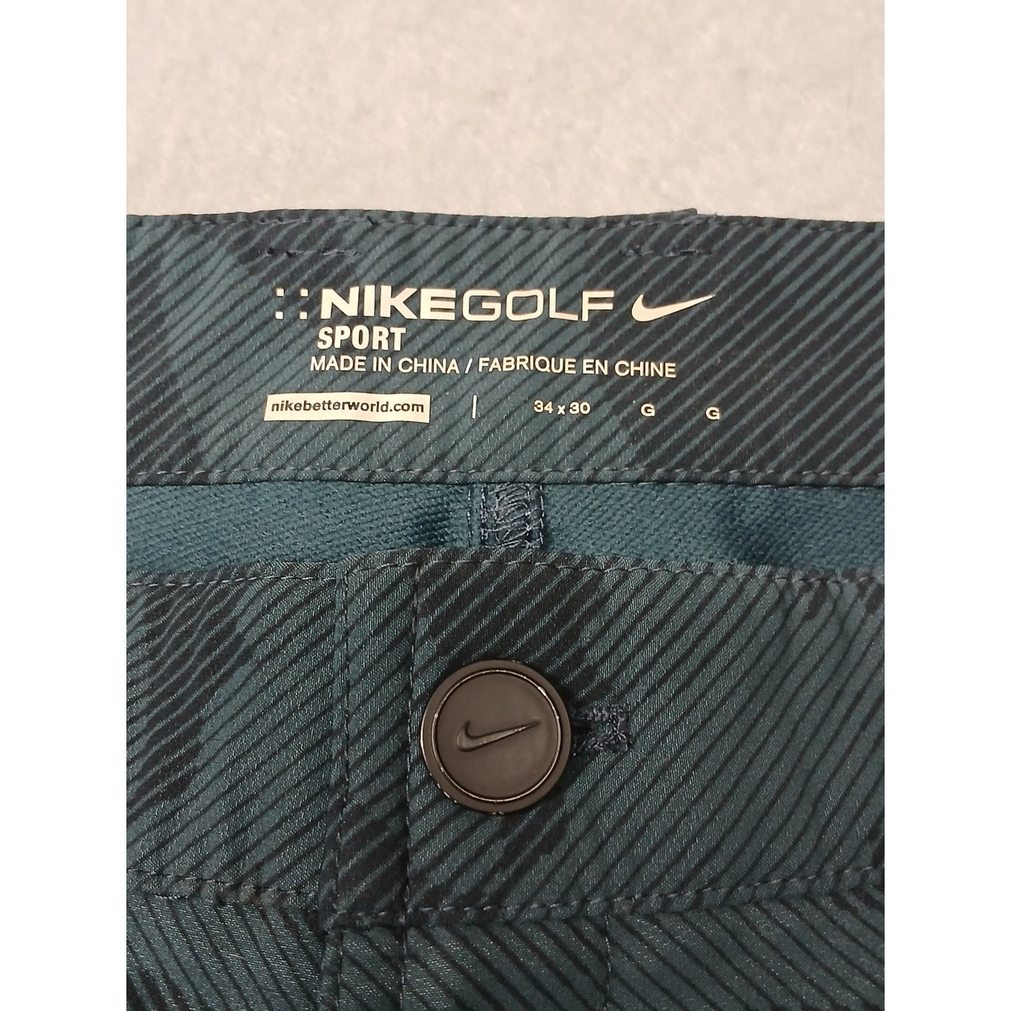 Nike (34x30) Men's Straight Green Camo Dri-Fit Golf Trousers
