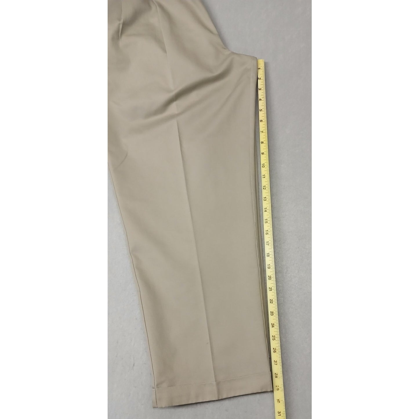 Izod (42x30) Men's Beige Khaki Relaxed Straight Dress Slacks