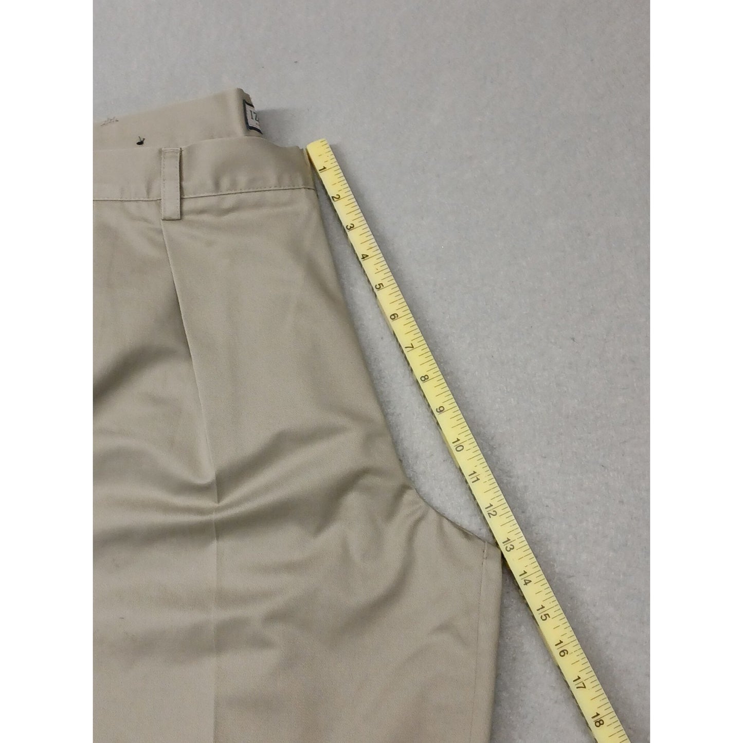 Izod (42x30) Men's Beige Khaki Relaxed Straight Dress Slacks