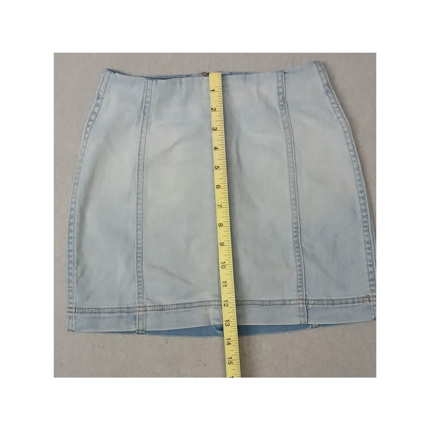 Wild Fable (0) Light Wash Raw Hem Denim Mini Skirt