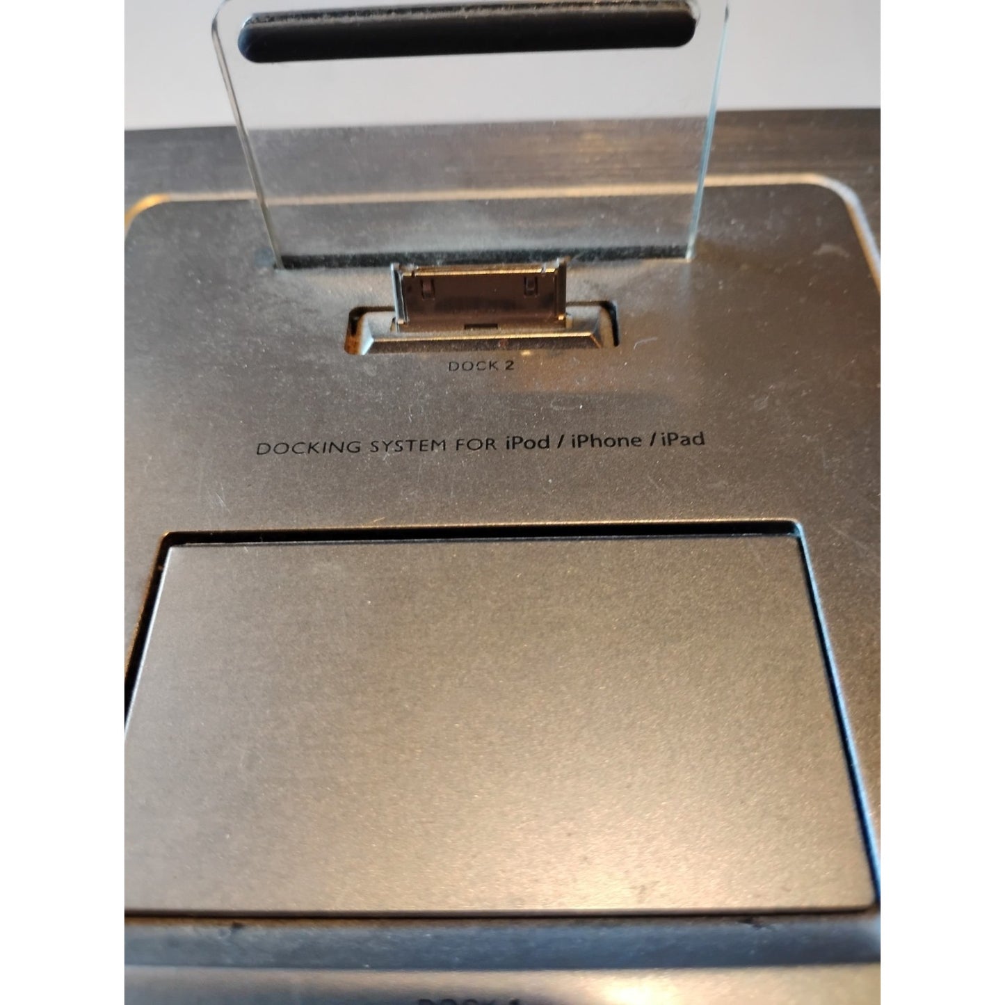 iPad Vintage Multi Station/Radio DC39037