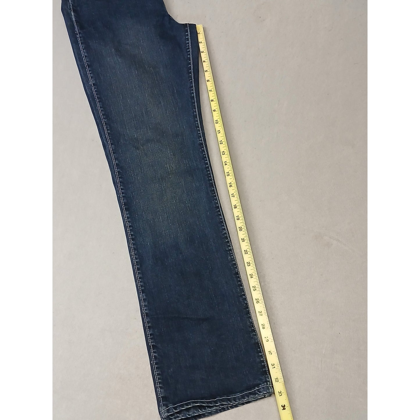 Wrangler Q-Baby (9/10x34) Mid Rise Boot Cut Riding Jeans