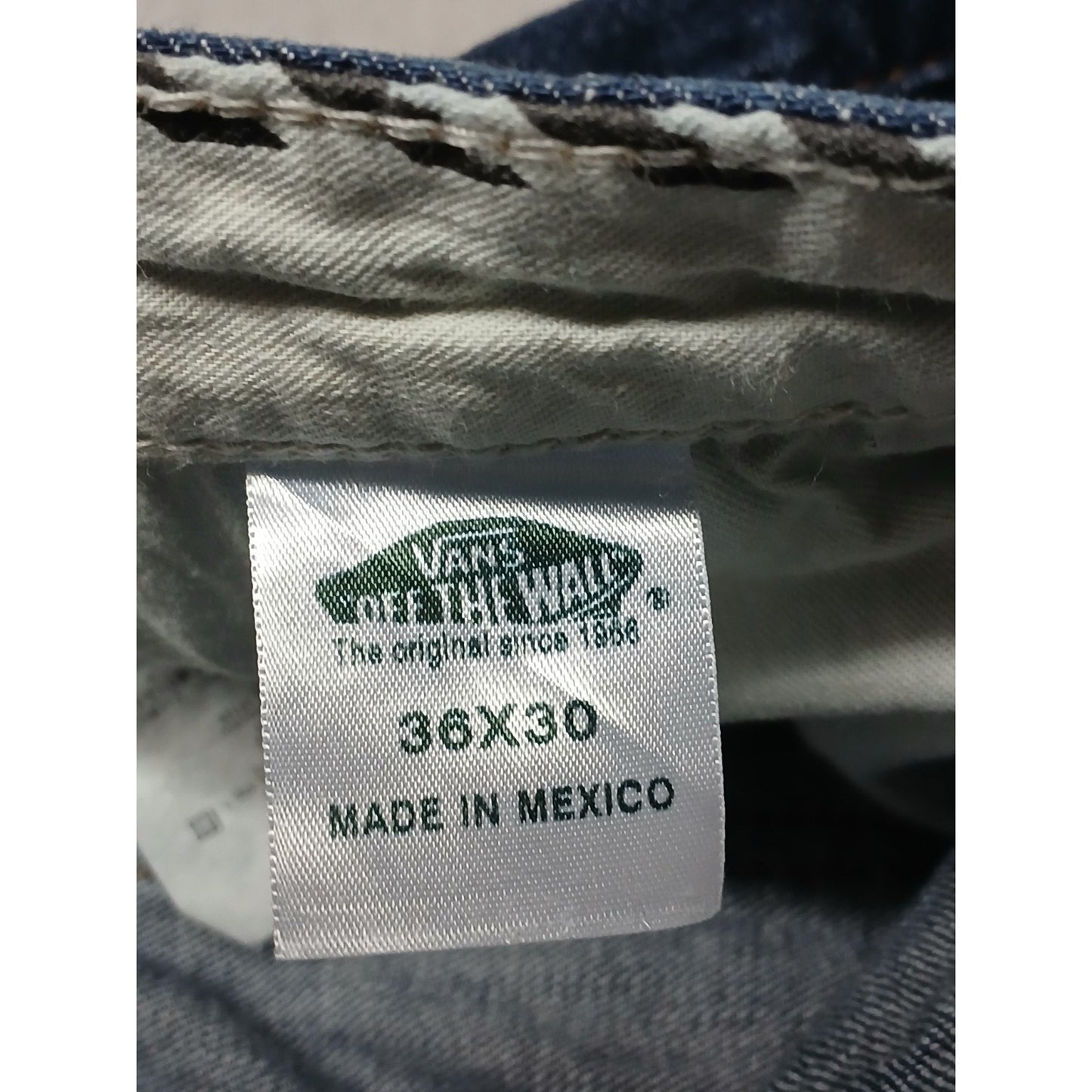 Vans (36x30) Men's Straight Leg Blue Denim Jeans