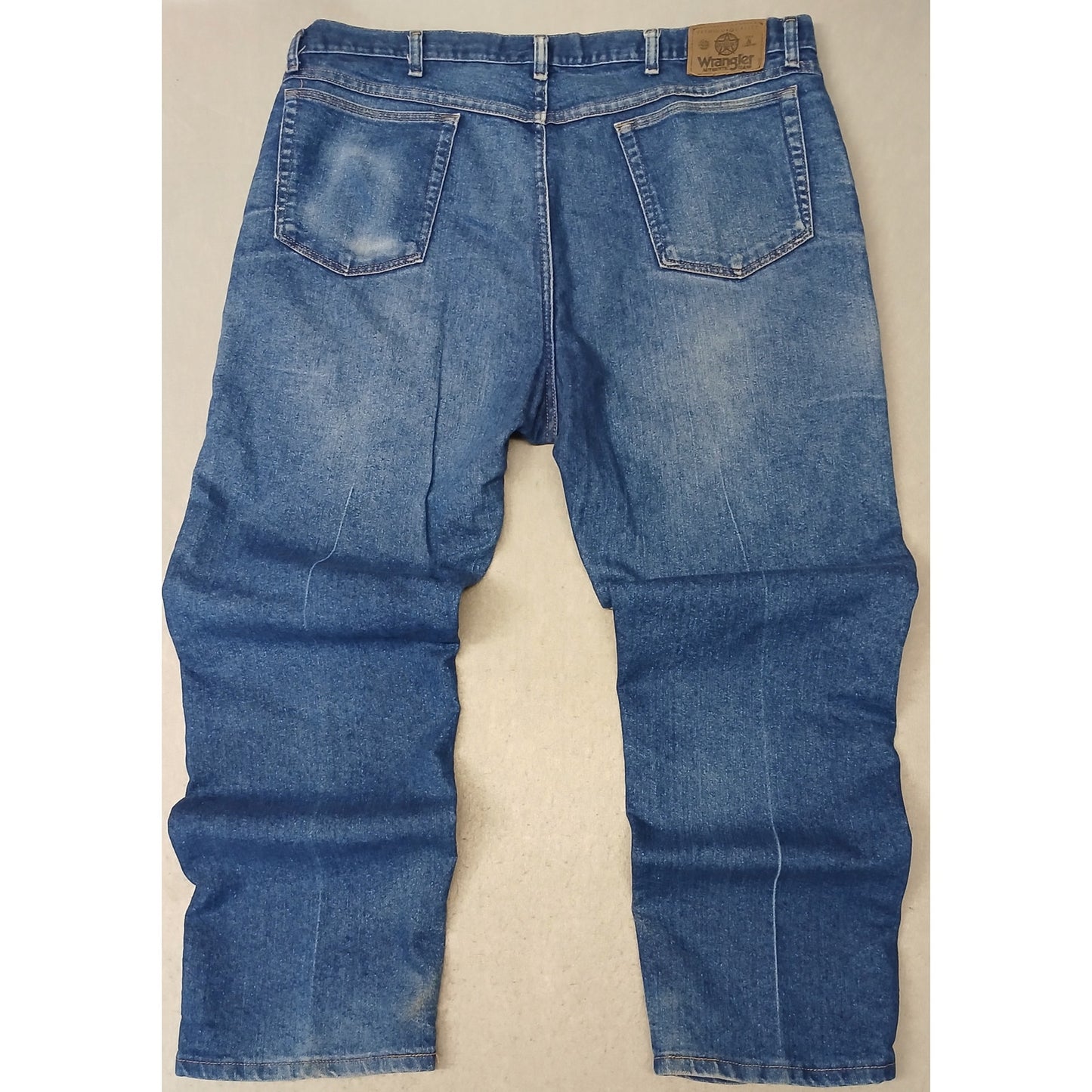 Wrangler (40x30) Men's Relaxed Fit Straight Blue Denim Jeans
