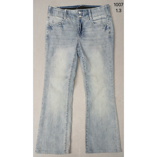 Apt. 9 (10) Boot Cut Straight Leg Stretch Light Denim Pants