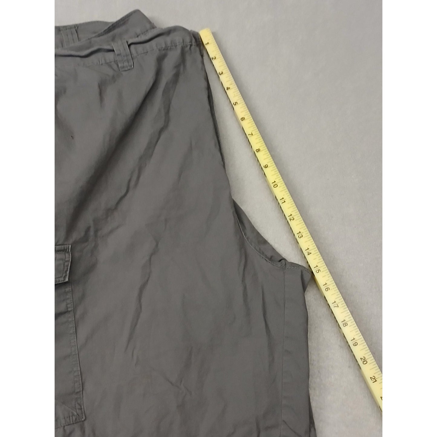 King Size (46) Men's Gray Cargo Style Relaxed Shorts