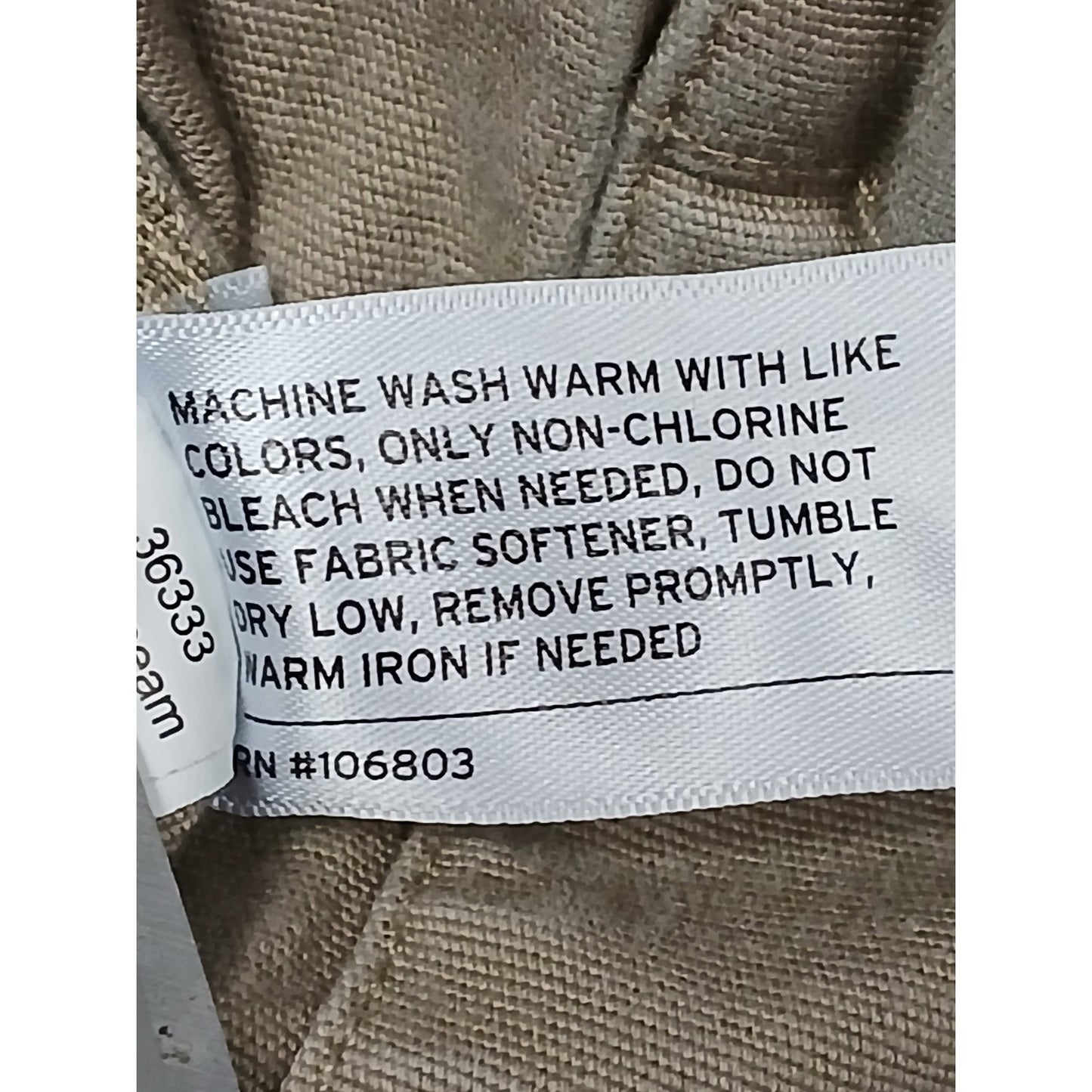 Duluth (40) Beige Flex Fire Hose Cargo Style Khaki Shorts