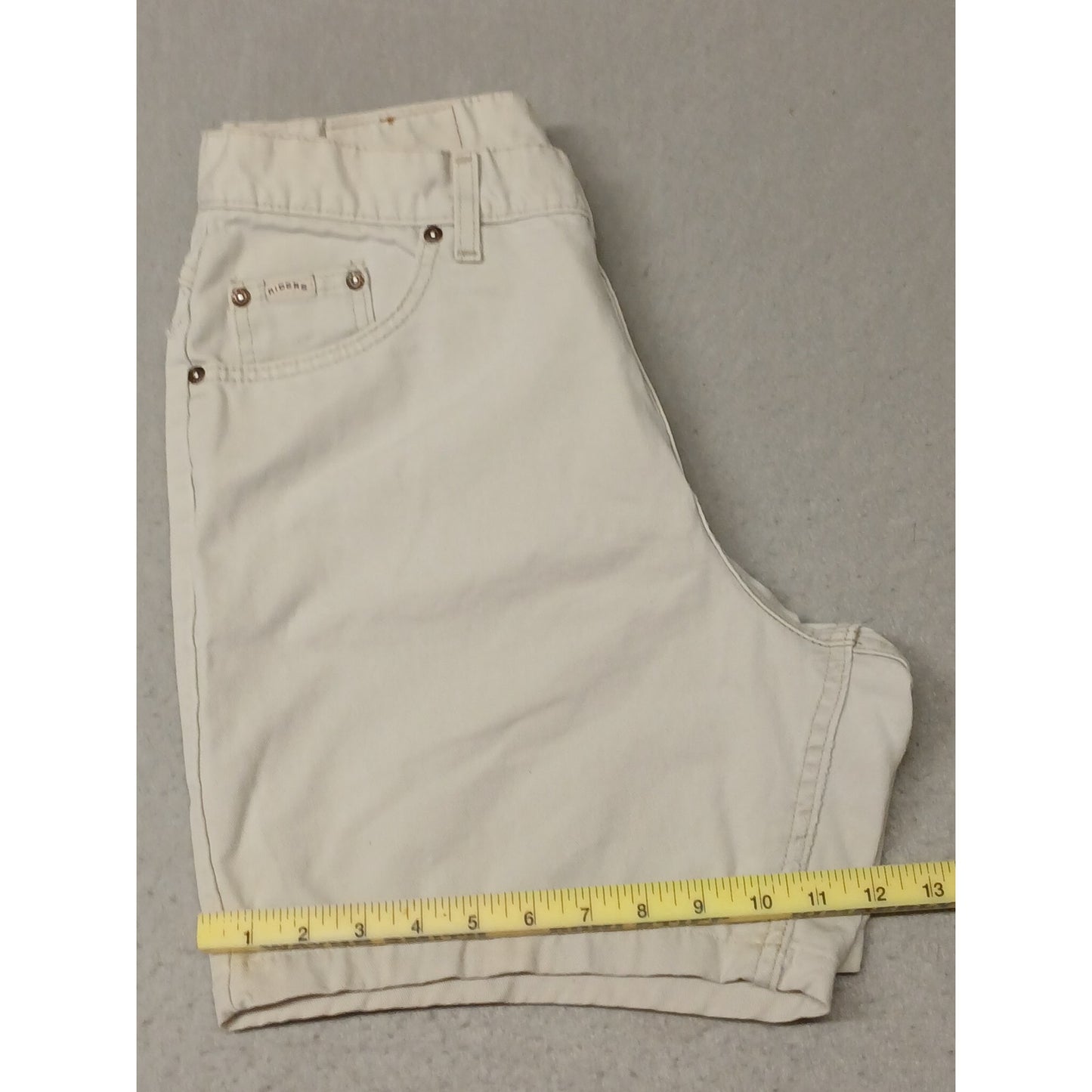 Ryders by Lee (16L) Vintage High Rise Cream Denim Shorts