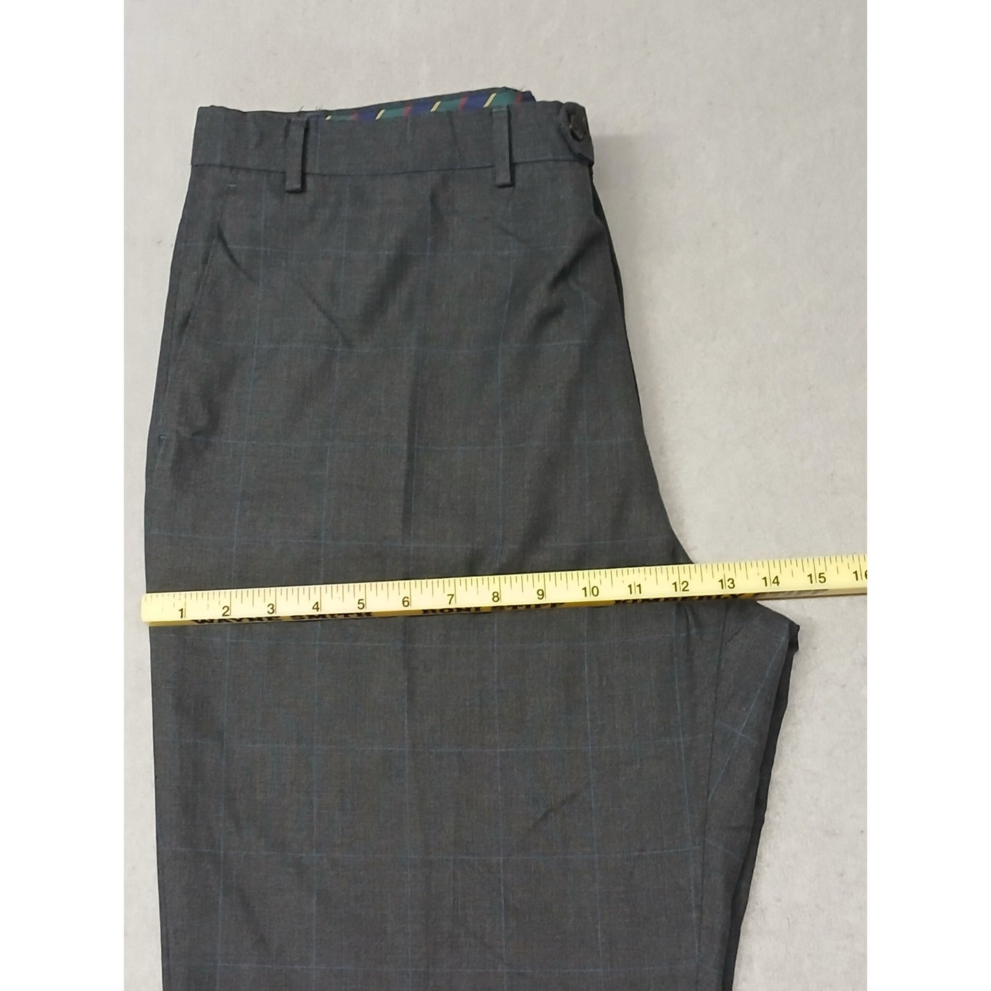 CHAPS (42x32) Gray Plaid Classic Straight Leg Dress Slacks