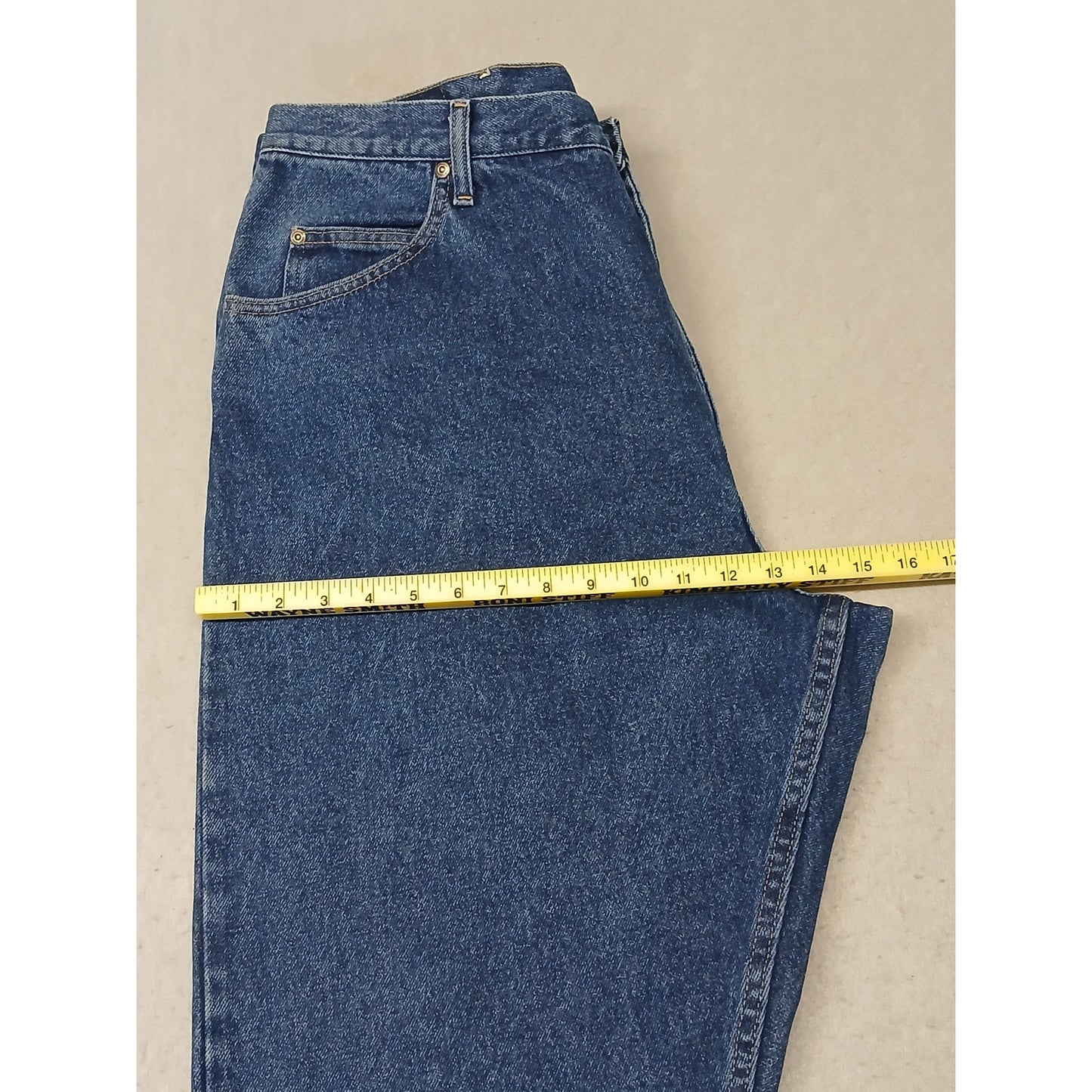 Wrangler (40x32) Men's Relaxed Straight Leg Blue Denim Jeans