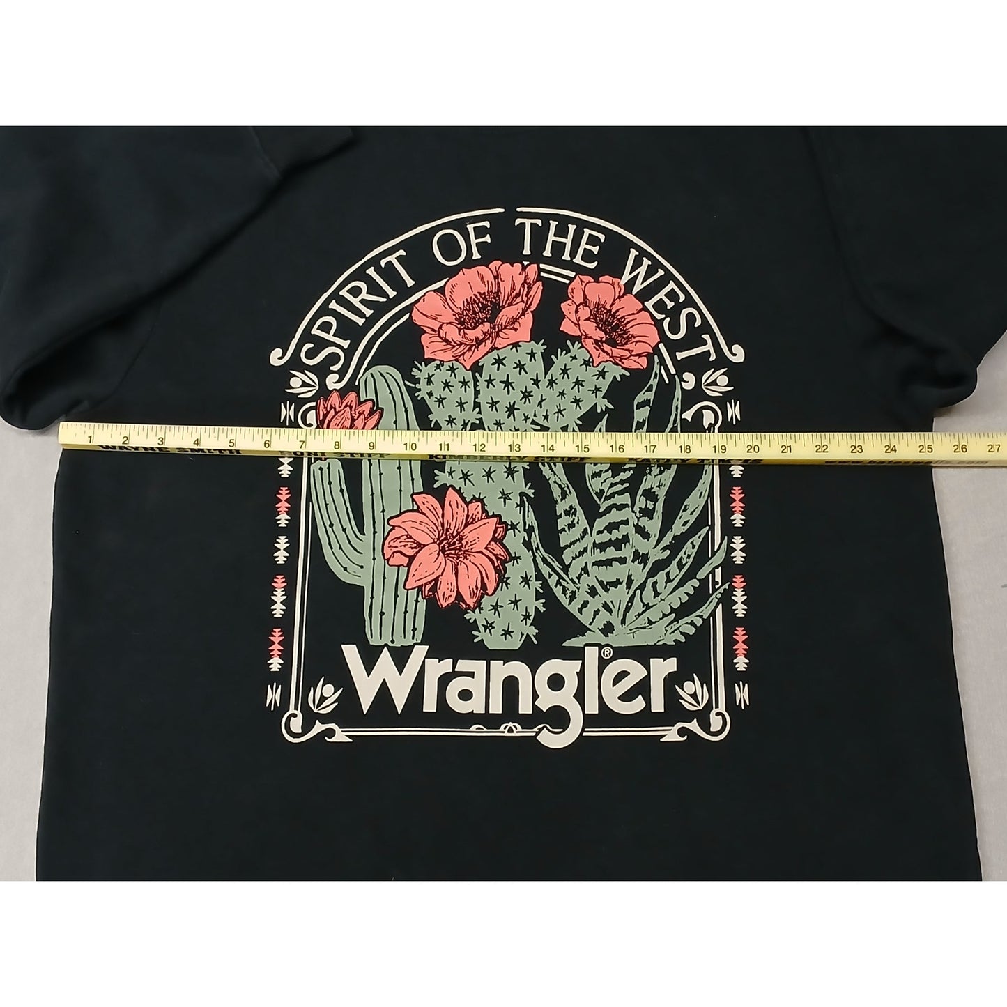 Wrangler (Medium) Black Crew Neck Pullover Sweatshirt