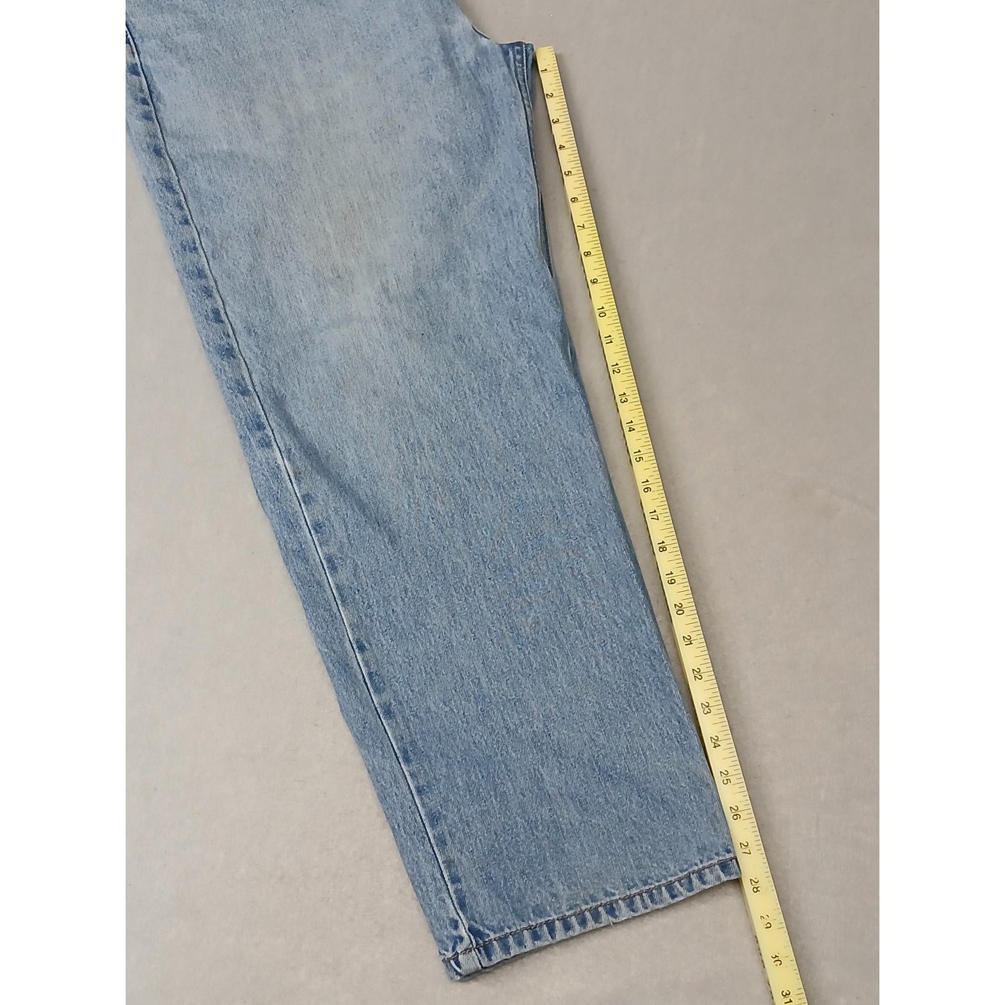 Levis 550 (40x30) Relaxed Fit Straight Leg Light Denim Jeans