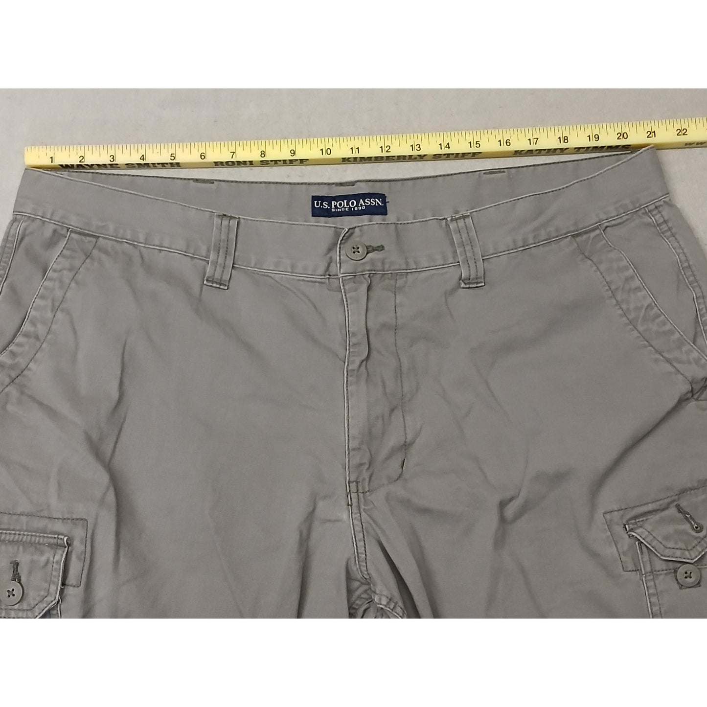U.S. Polo Assn. (44) Men's Gray Cargo Khaki Relaxed Shorts