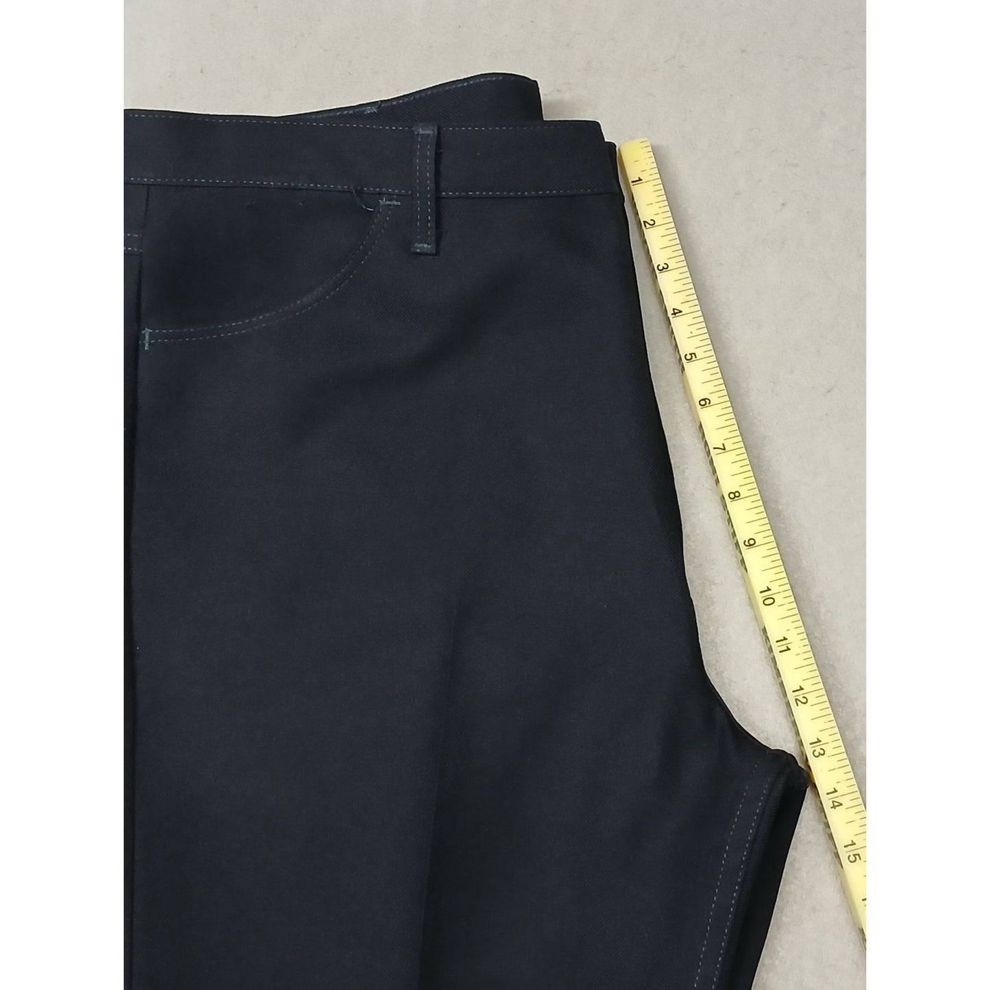 Wrangler 82NV (42x30) Blue Relaxed Straight Stretch Pants
