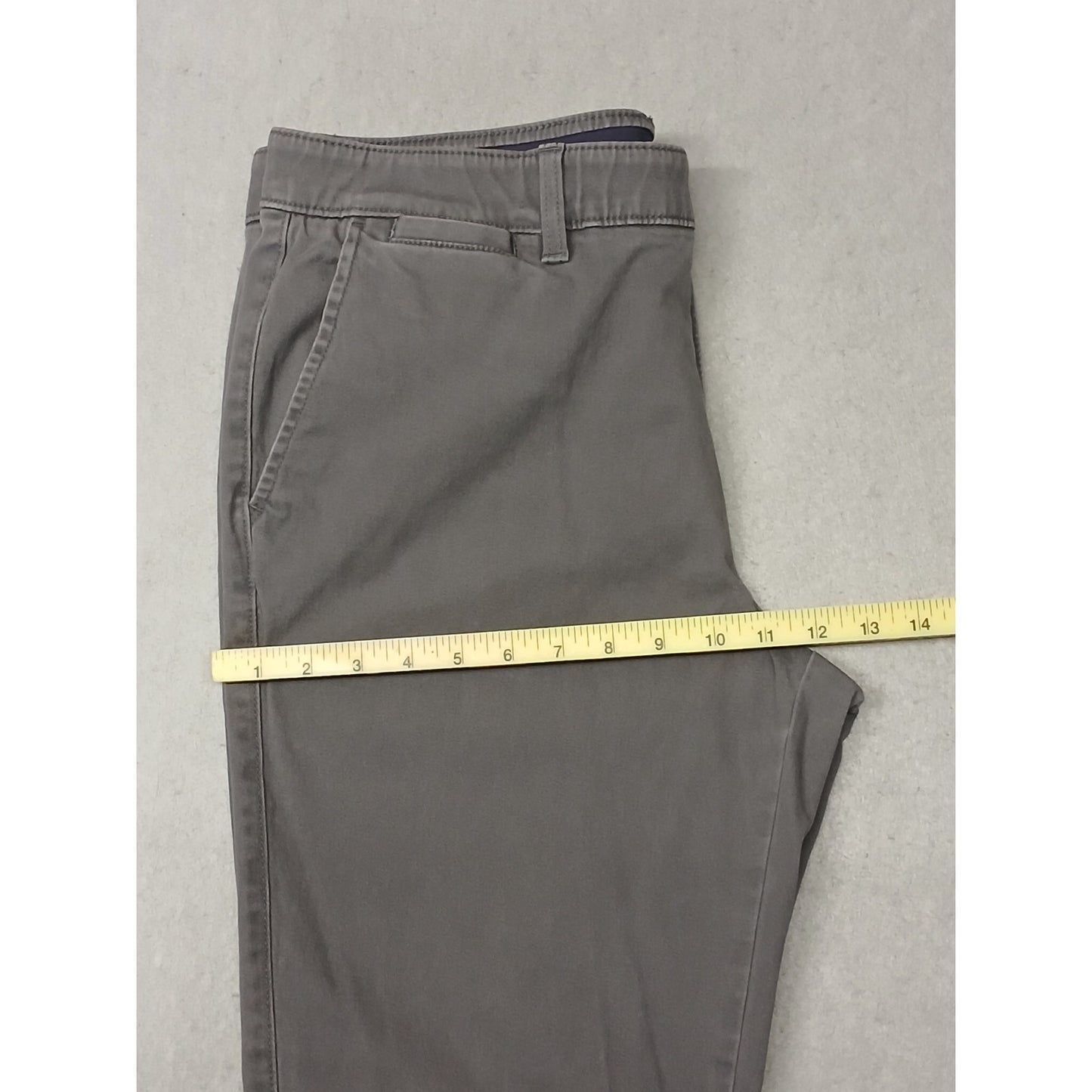 Sonoma (36x30) Gray Relaxed Straight Khaki Chino Pants