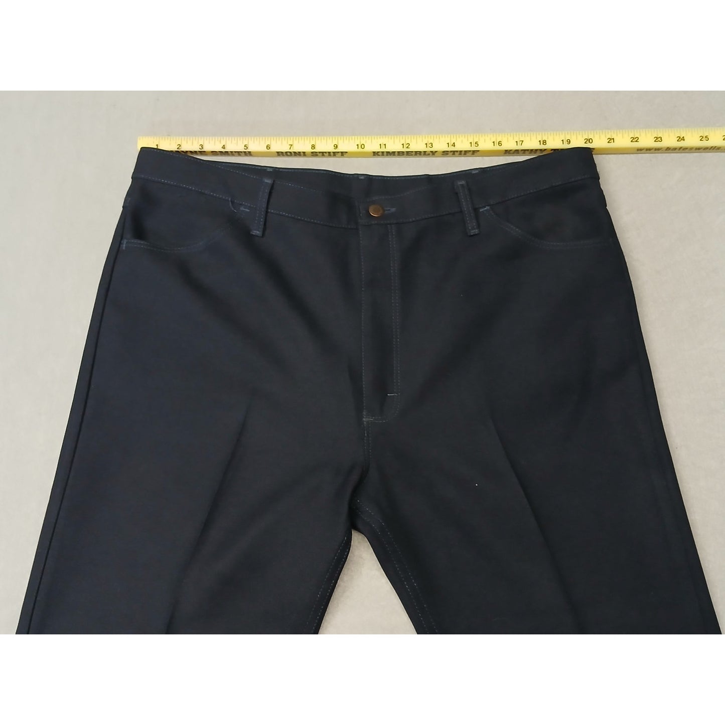 Wrangler 82NV (42x30) Blue Relaxed Straight Stretch Pants
