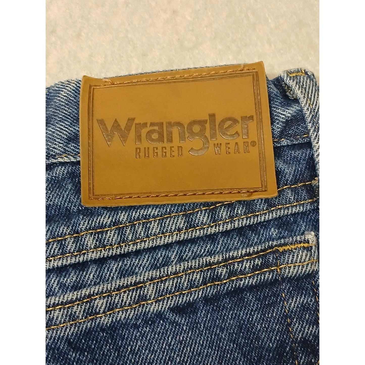 Wrangler (36x30) Rugged Wear Classic Fit  Blue Denim jeans