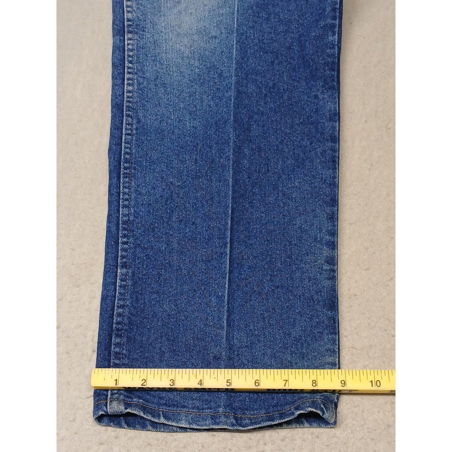Wrangler (40x30) Men's Relaxed Fit Straight Blue Denim Jeans