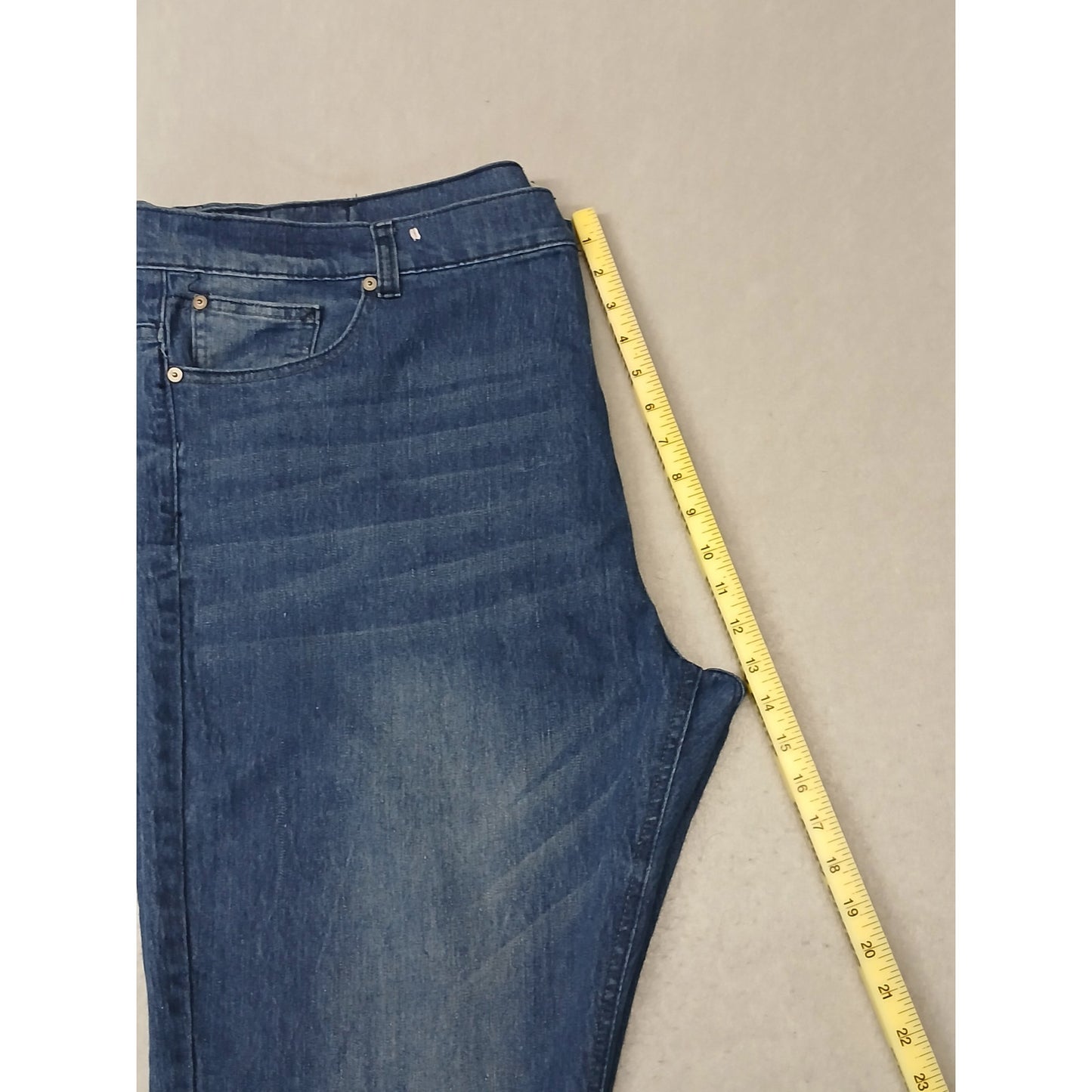 Colours (46x30) Men's Stretch Straight Blue Denim Jeans