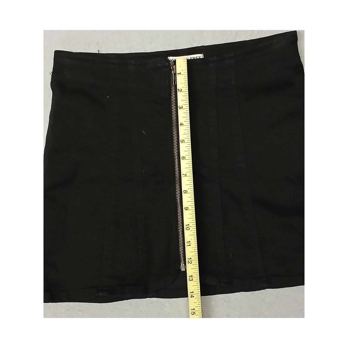 We The Free (4) Black Zip Front Denim Mini Skirt
