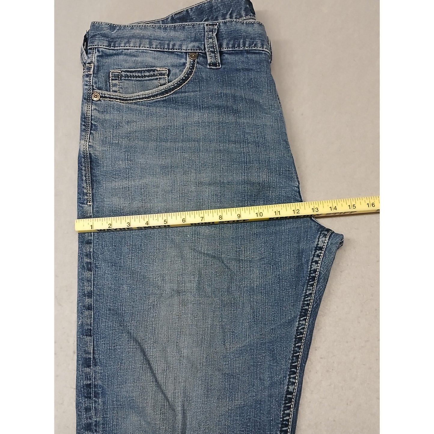 Silver Eddie (44x34) Men's Straight Leg Blue Denim Jeans