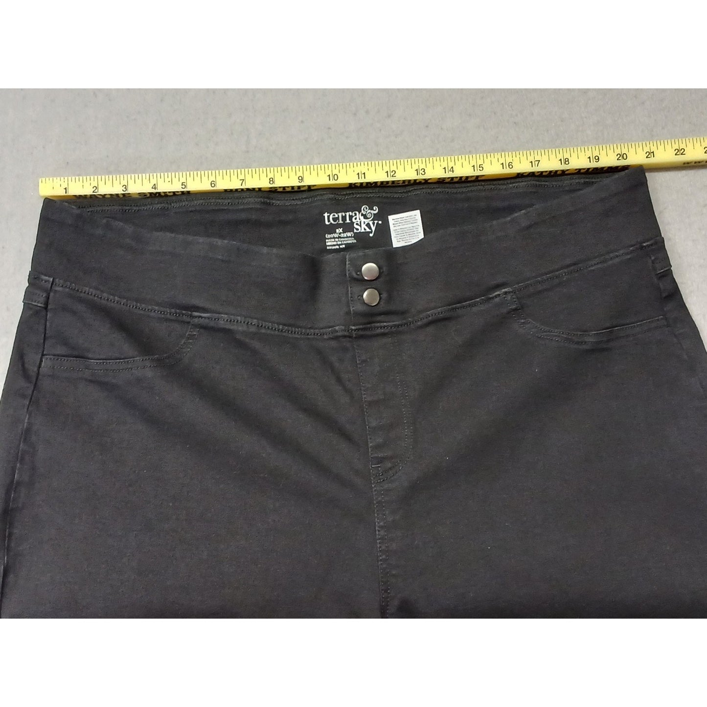 Terra & Sky (2X) Women's Black Stretch Straight Denim Pants