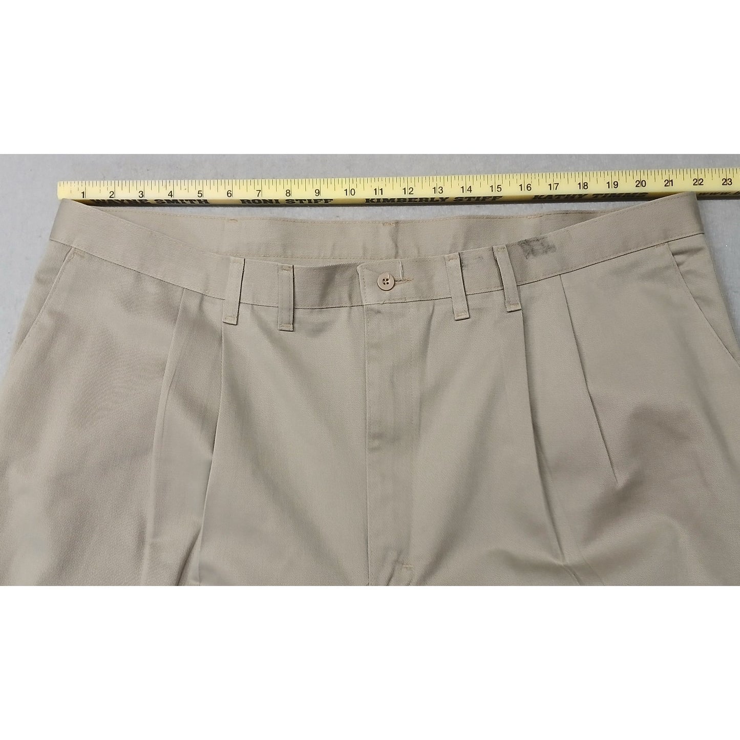 Wrangler Riata (46x32) Beige Khaki Relaxed Straight Pants