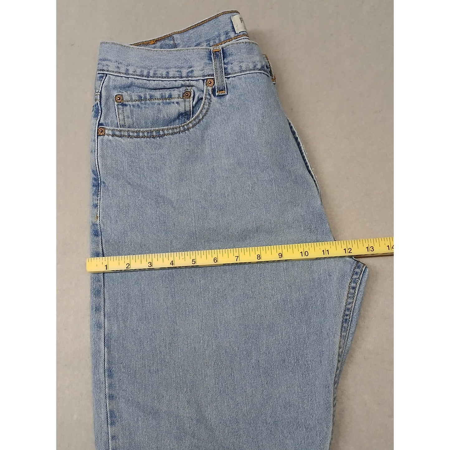 Levis 505 (36x29) Vintage Regular Fit Light Denim Jeans
