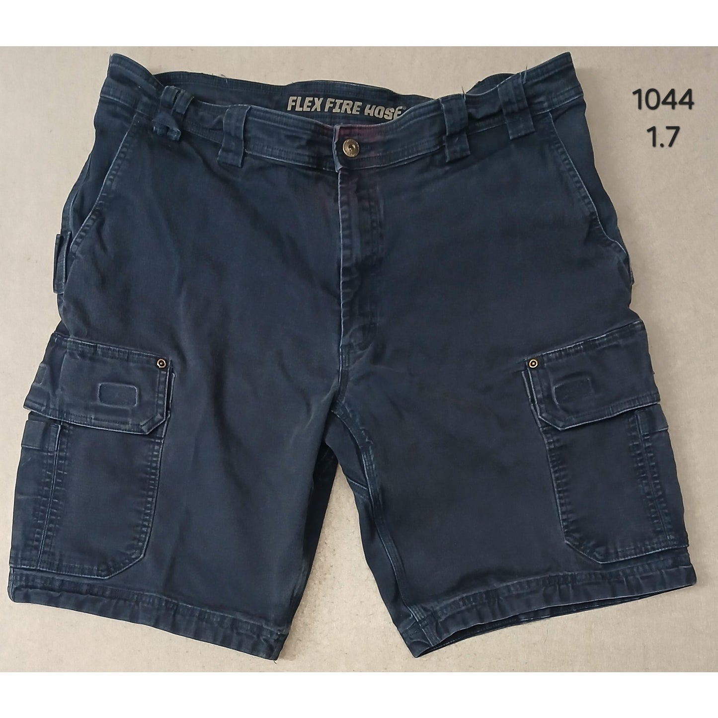 Duluth (40) Blue Cargo Style Flex Fire Hose Khaki Shorts
