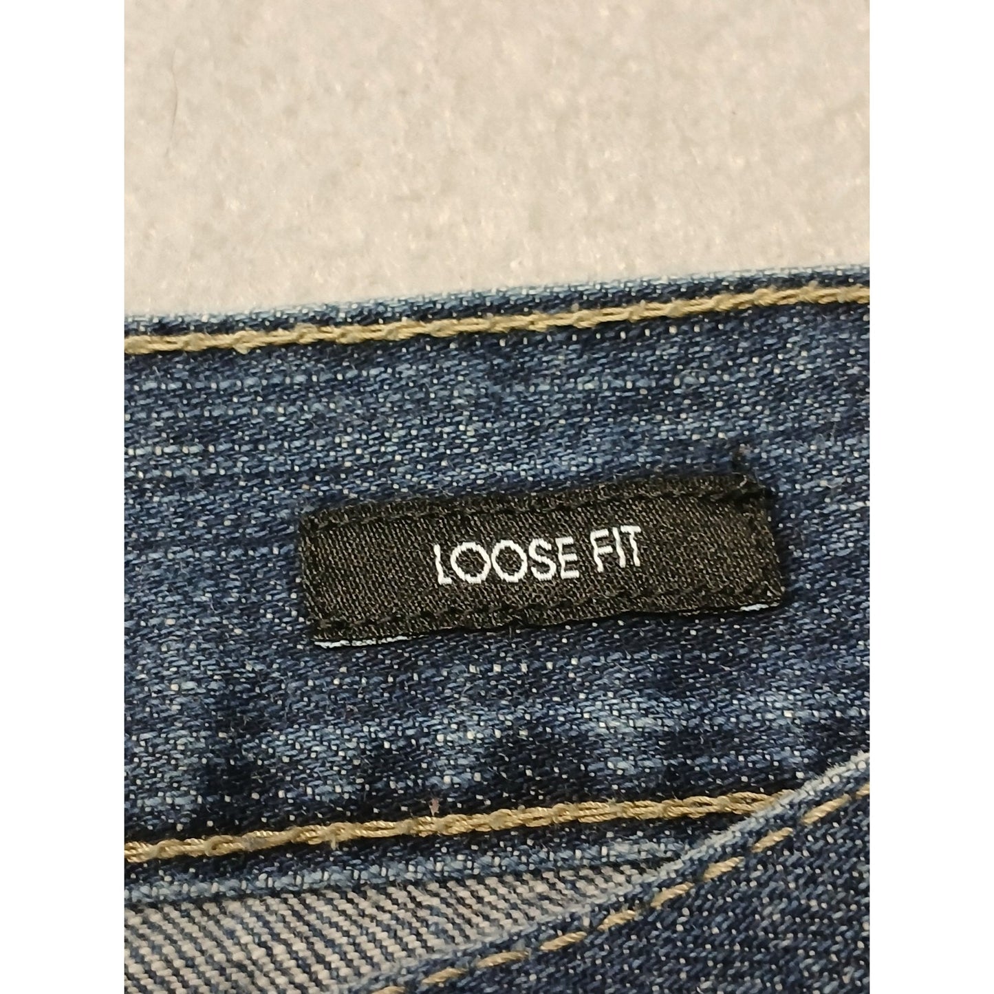 Calvin Kline (46x30) Men's Loose Fit Blue Denim Jeans