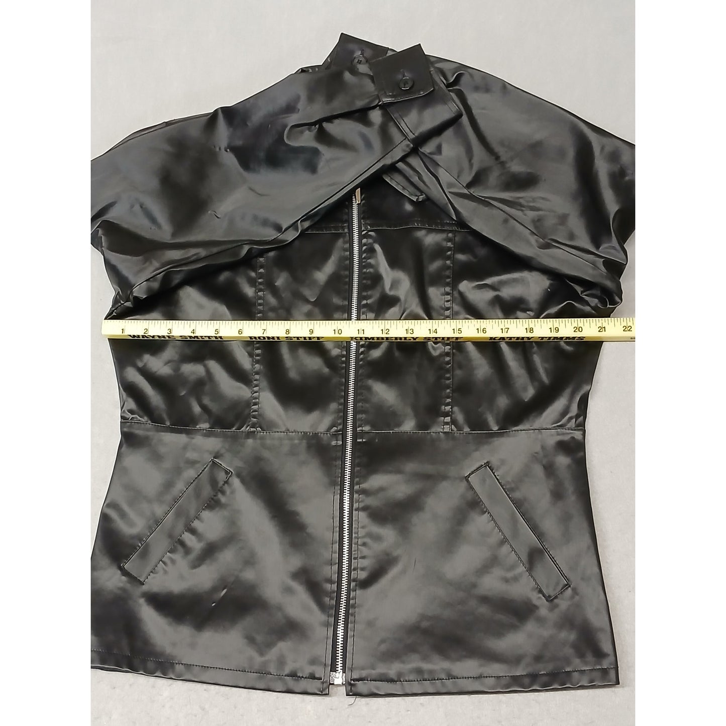 RAVE (Large) Women's 90's Black Faux Leather Zip Jacket
