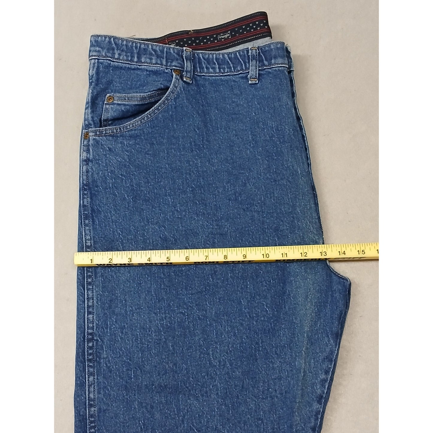 Wrangler (46x29) Straight Stretch Waist Blue Denim Jeans
