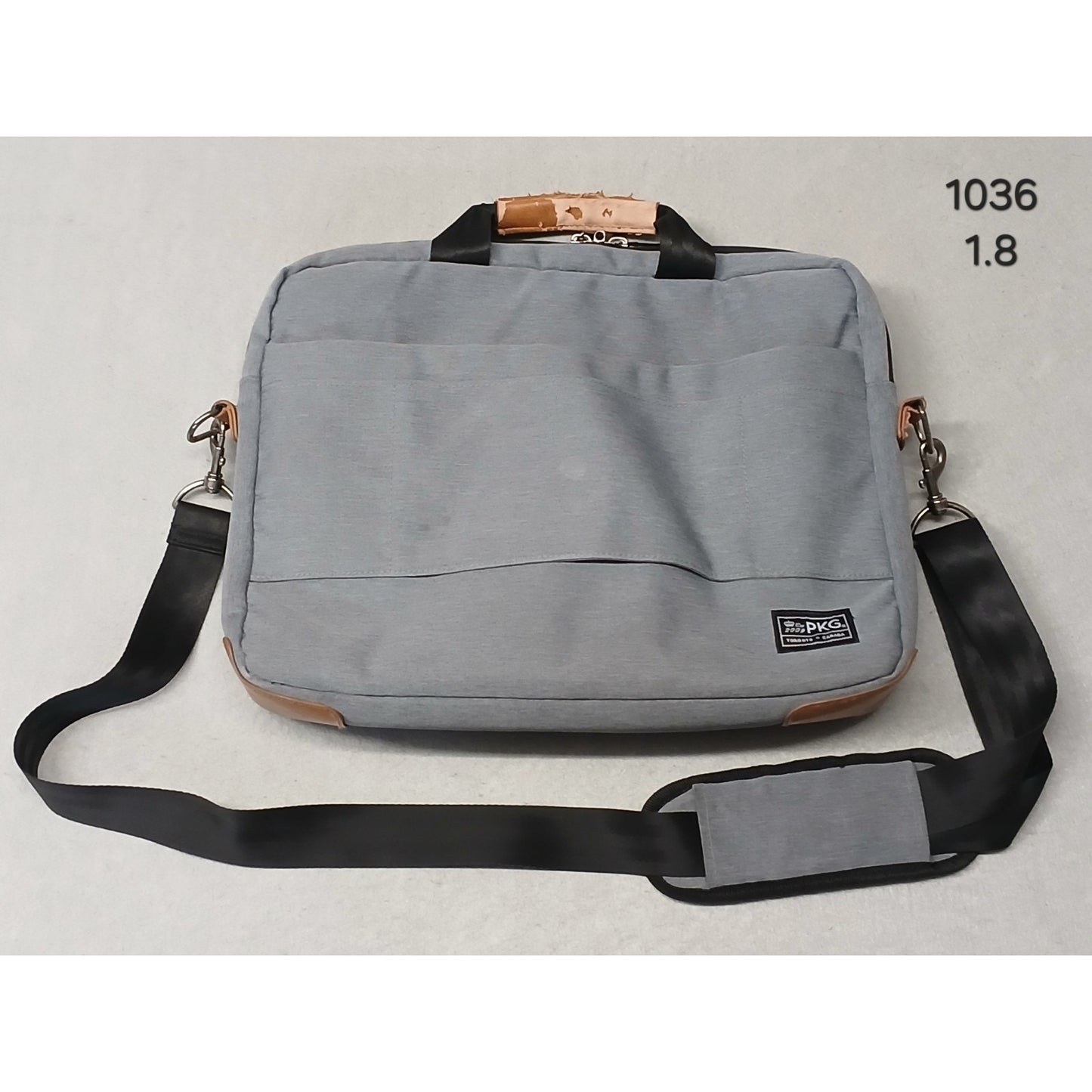 PKG 15” Laptop Messenger Bag Carry Crossbody Gray 10L Pre Owned