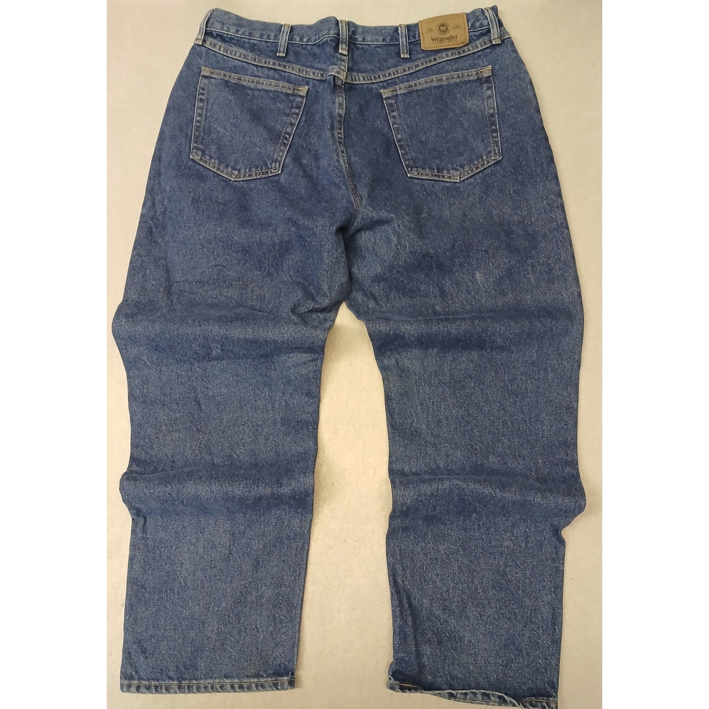 Wrangler (40x32) Men's Relaxed Straight Leg Blue Denim Jeans