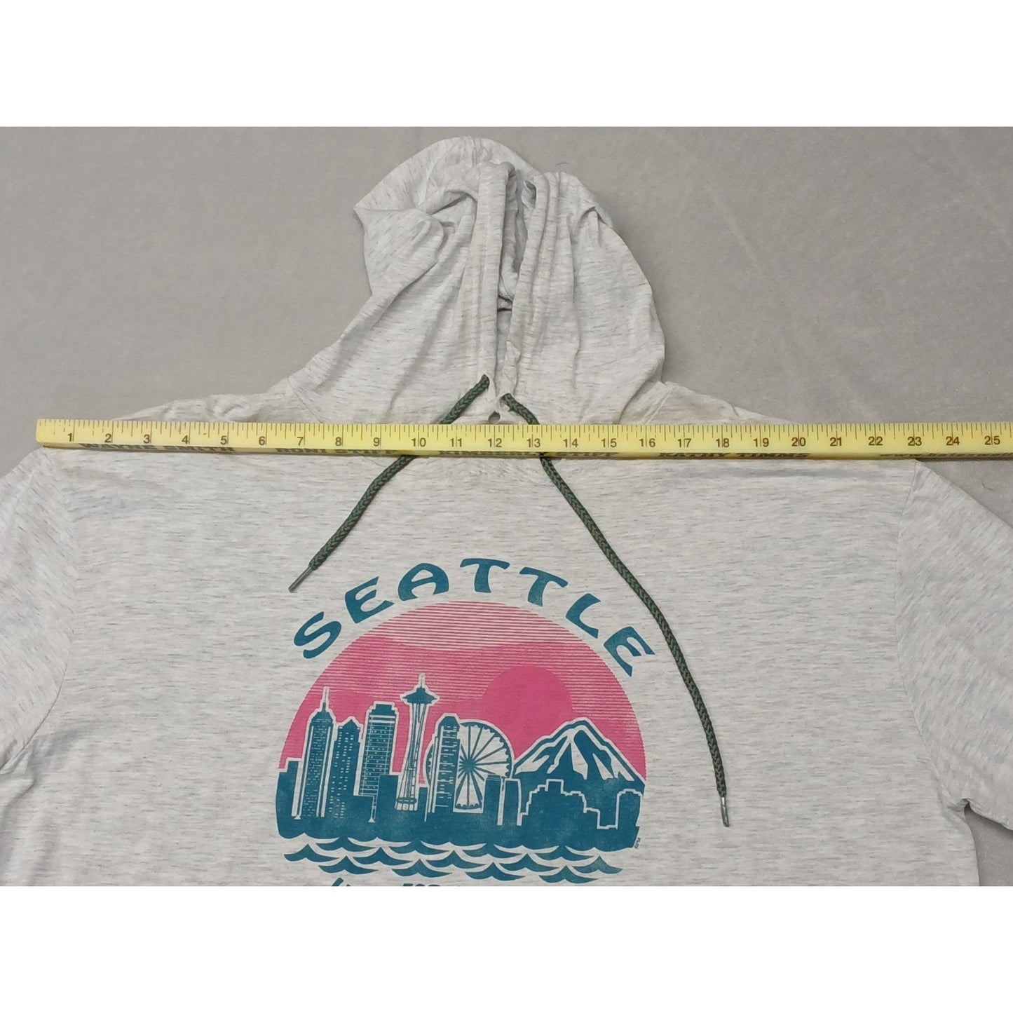 Prairie Mountain (2XL) Light Gray Hoodie