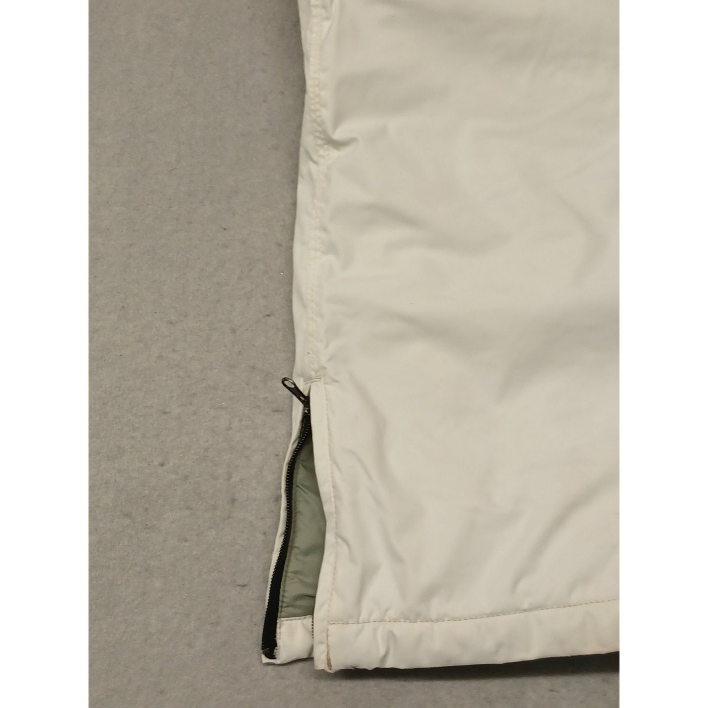 Marker (14) Women's Eggshell White Nylon Snow/Ski Pants