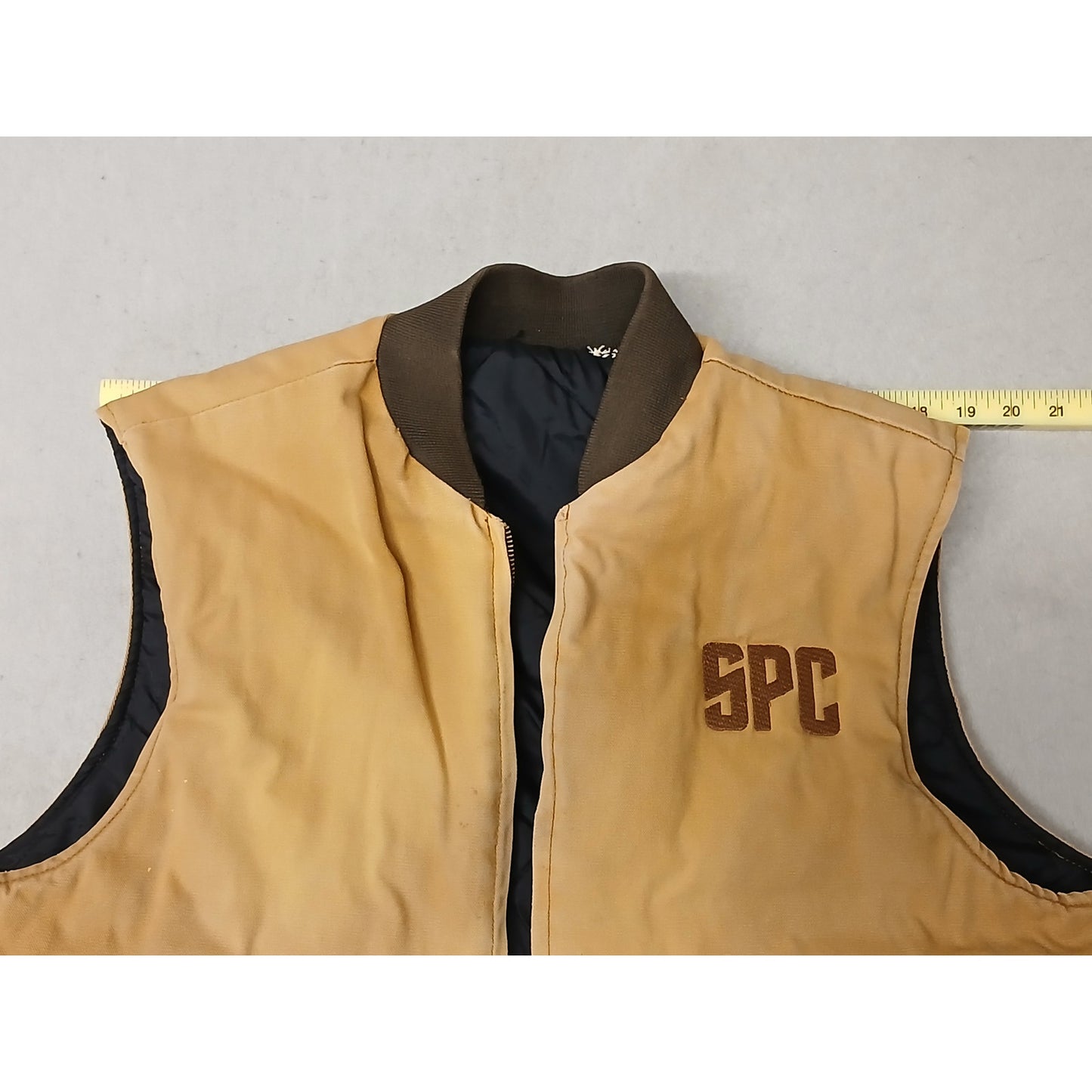 Carhartt (21x 25") Vintage Tan Arctic-Weight Duck Vest