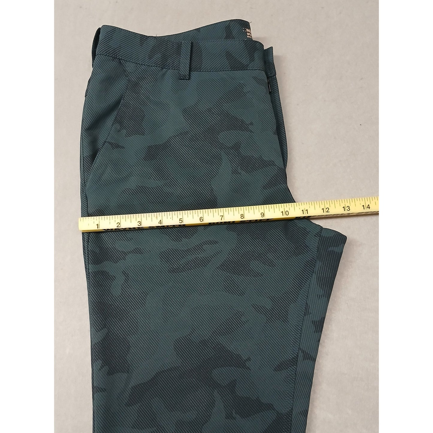 Nike (34x30) Men's Straight Green Camo Dri-Fit Golf Trousers